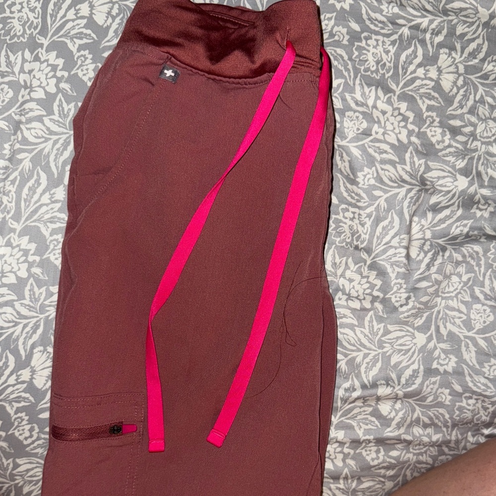 Figs Mauve Jogger Scrub Pants with Pink Drawstring